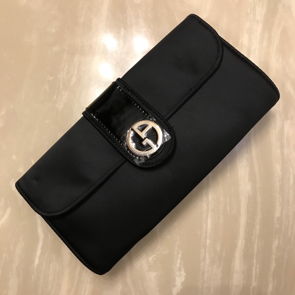 Giorgio Armani Other - Giorgio Armani Makeup Bag!
